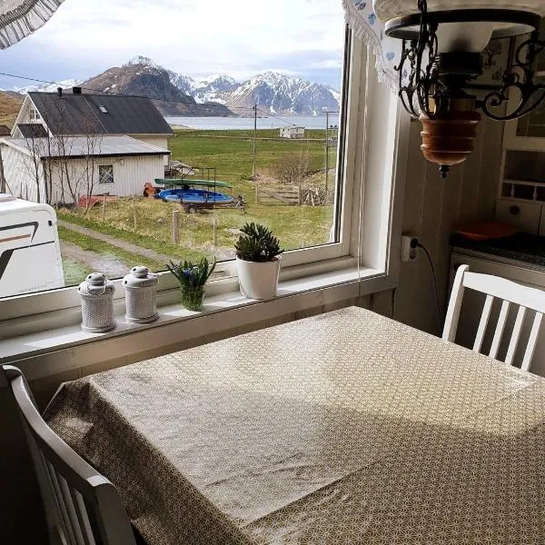 Haukland Beach House, hotel in Leknes