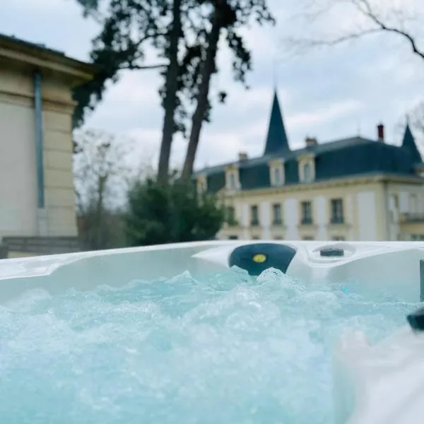 Le Château d Hardricourt, hotel en Avernes