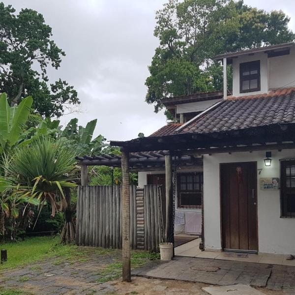 Casa Cultural Caiçara Paraty - Suites com WiFi, Vaga privativa, próxima ao Centro Histórico