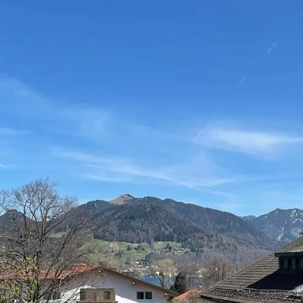 Wunderschönes 4 Zimmer Apartment mit Seeblick, Hotel in Bad Wiessee
