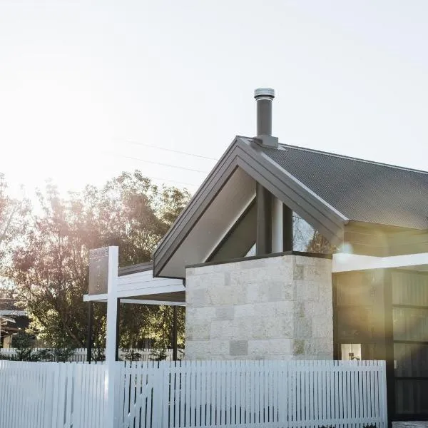 Maple Cottages, Berry - by Linnaeus Collection, hotel v mestu Berry