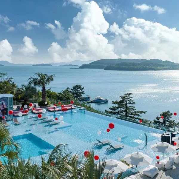 Yeosu Calacatta Hotel & Resort, hotel v destinaci Josu