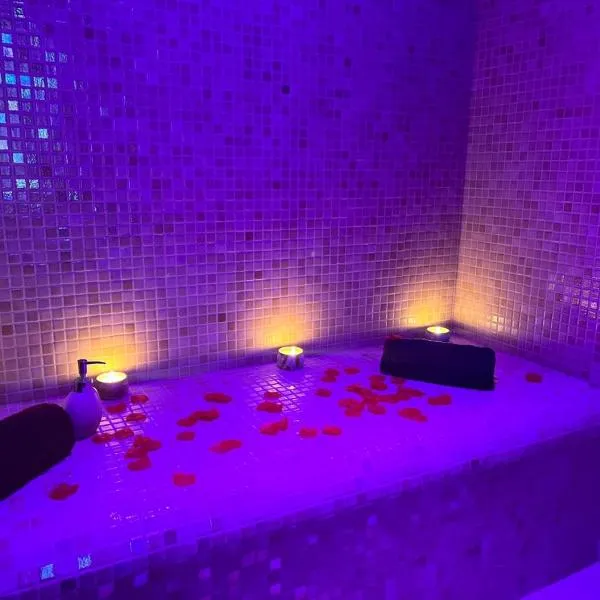 Cocon détente pour 2 avec hammam et jacuzzi privé Mer Lac，位于乐巴凯尔斯的酒店