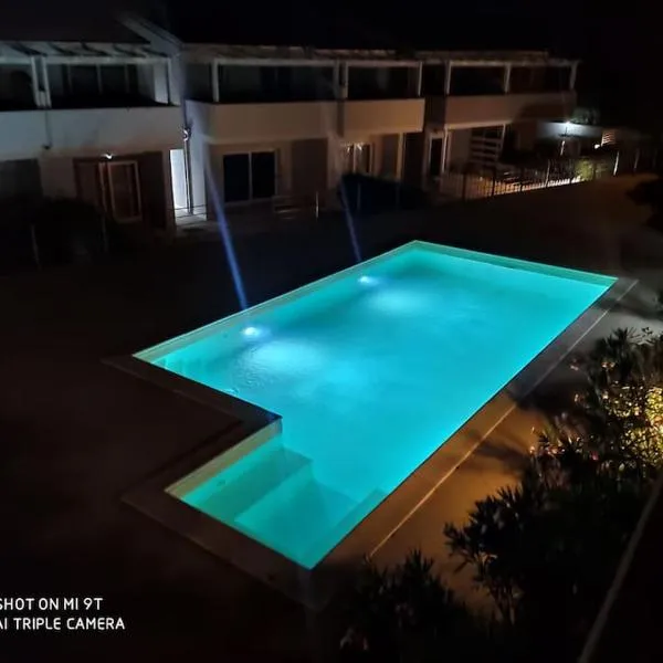 Casa Flo, hotel em Viddalba