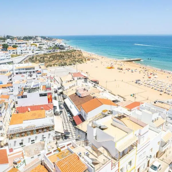 Casa Negril - acolhedora em Albufeira, junto à praia, hotel u gradu Albufeira