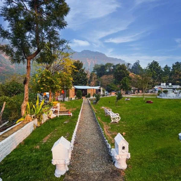 The Forest Lake View Resort, hotel in Rāipur