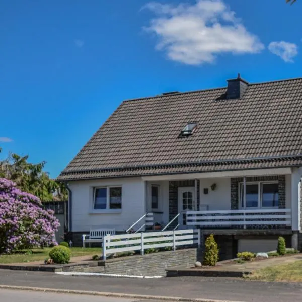 Ferienhaus Eifelwind Kamberg, hotel in Hellenthal