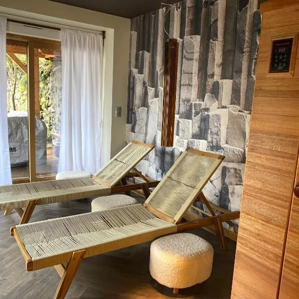 Casa Neste: Grange rénovée haut de gamme, hotel v destinácii Arreau