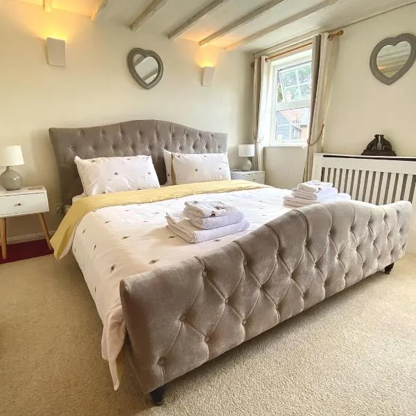 Bumblebee Cottage - Cosy Cottage in Area of Outstanding Natural Beauty, hotel sa Ivinghoe