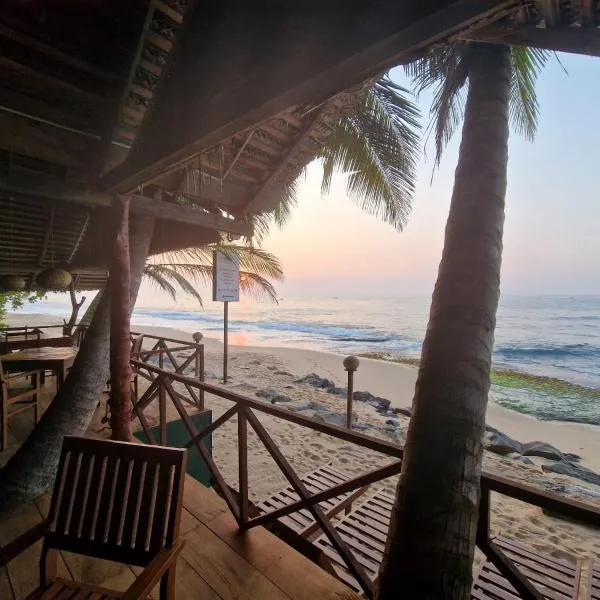 Panorama Beach Hotel, hotel din Rekawa