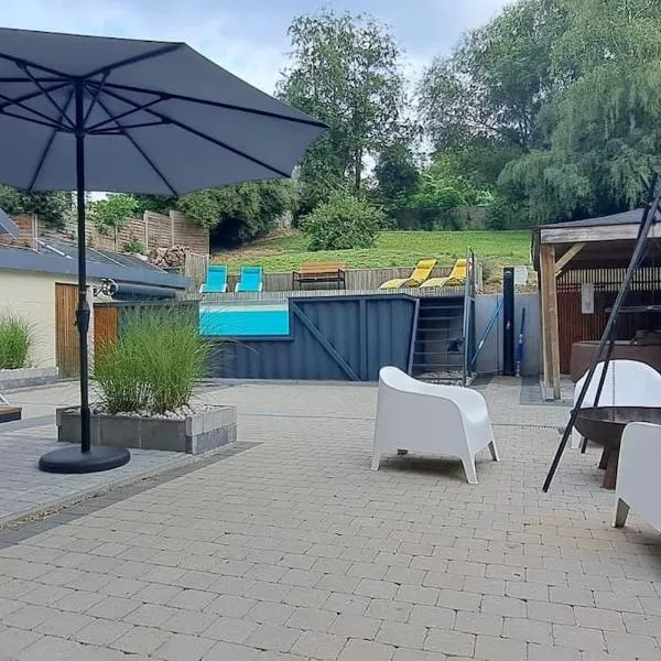 Gîte Ô 29 #CONTAINER POOL#JACUZZI#, hotel en Namur