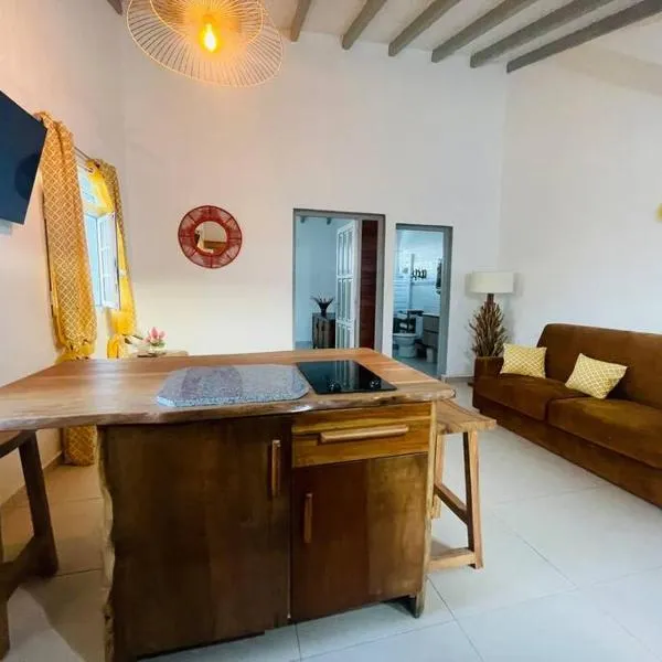 Logement « Indigo », hotel in Capesterre-de-Marie-Galante