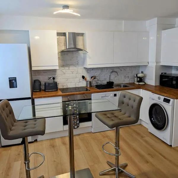 Thurrock-Grays Cosy 2 bed Flat easy access to London, hotel di Grays Thurrock