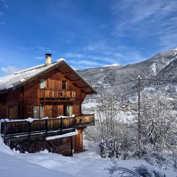 Chalet Serre-Chevalier, hotelli kohteessa Briançon