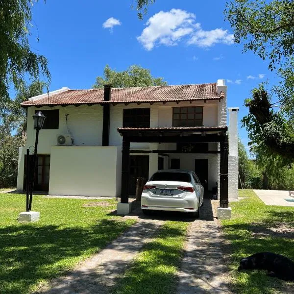 Casa quinta WhiteHouse, hôtel à San José del Rincón