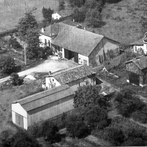 Maison loft dans ancienne ferme, hotel in Barry-dʼIslemade