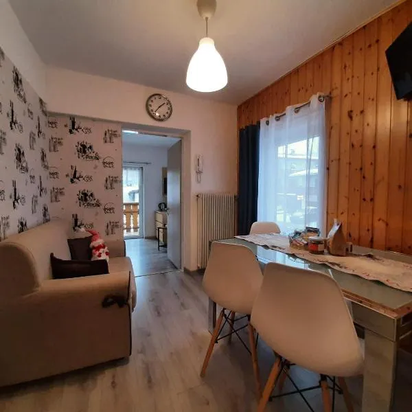 Appartamento Casa Montagna Lory, hotel v destinaci Pozza di Fassa