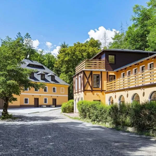 Apartmán Spálený mlýn, hotel a Líšnice