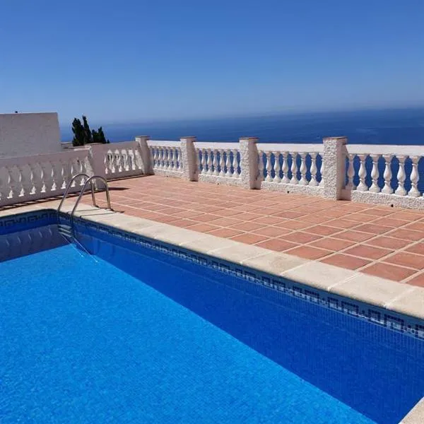 La Perla, hotel in Almuñécar