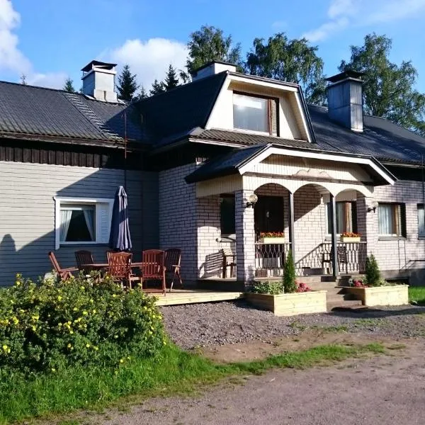 Metsäniityn Tuvat, hotel in Kisko