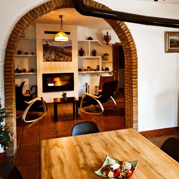 El Rincón del Guardal, Alojamiento Rural y Guías de Montaña, hotel in San Clemente