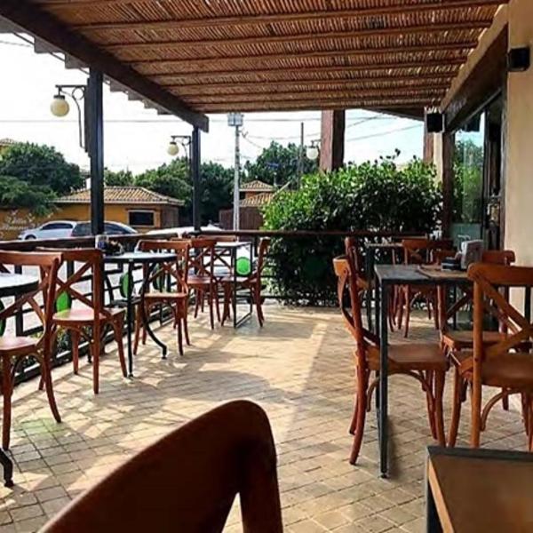 SUITE DA FRENTE COM COPA, WIFI E ACESSO INDEPENDENTE - Foto 5