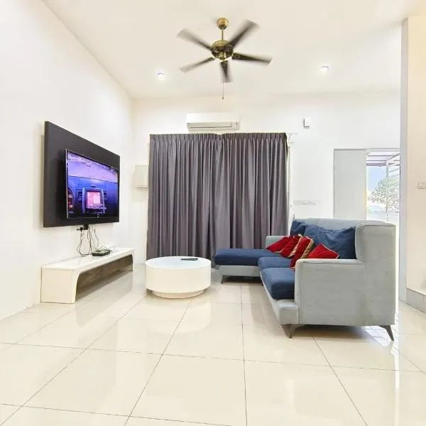 Ipoh Tambun Sunway next to Heaven Spacious Luxury Home, hotel di Kampong Batu Lapan