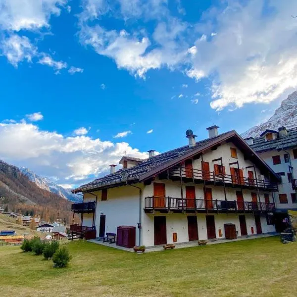 Lys Apartment – hotel w mieście Gressoney-la-Trinité