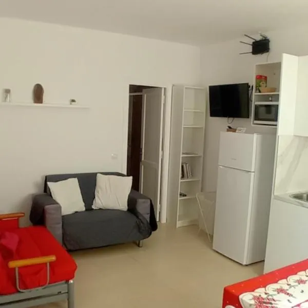Casa Tomas B, hotel v destinaci La Oliva
