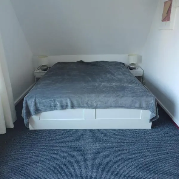 Familienzimmer HH-Schnelsen, hotel v Hamburku
