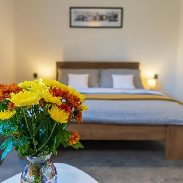 Ubytování na samotě - Apartmán U Tesařů, hotel v destinaci Komařice