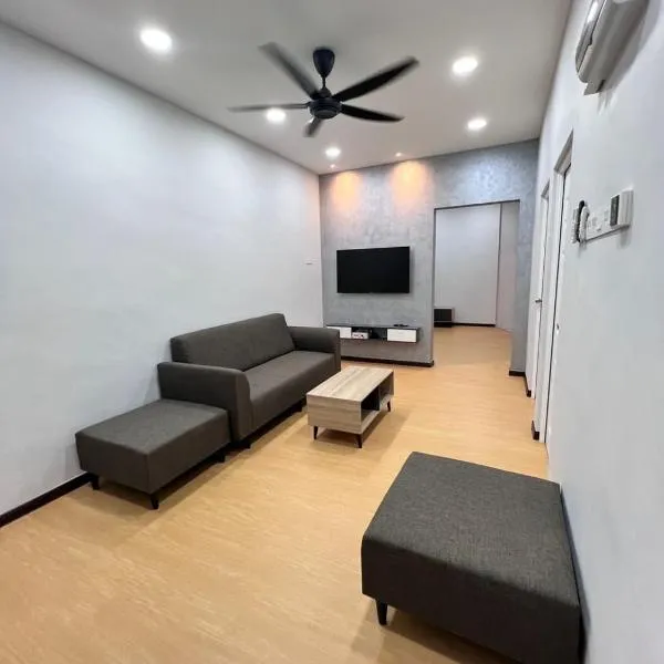 [9 TO 11 PAX] MUAR JERAM - BRIGHT INN HOMESTAY, hotel v destinaci Muar