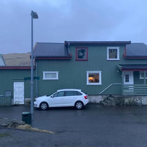 Peter’s guesthouse, hotel in Sandavágur