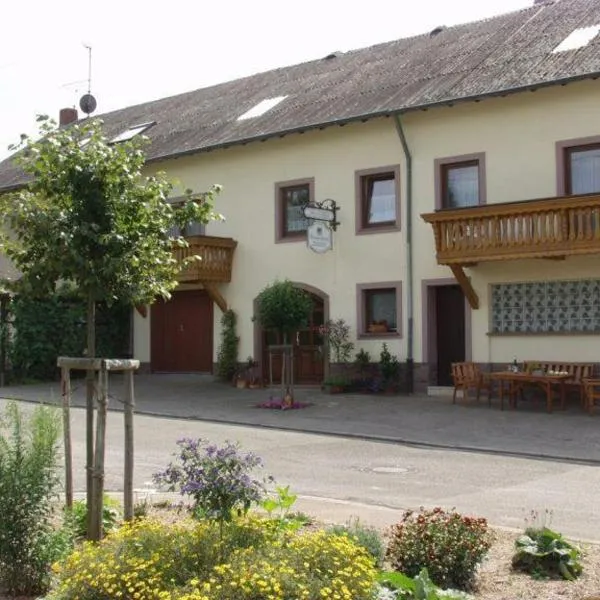 Weingut-Ferienwohnungen Lorenz - nur Urlaubsgäste, hotel u gradu Oberemmel