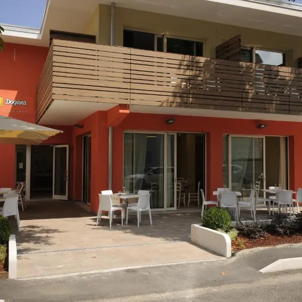 Locanda Dogana, khách sạn ở Peschiera del Garda