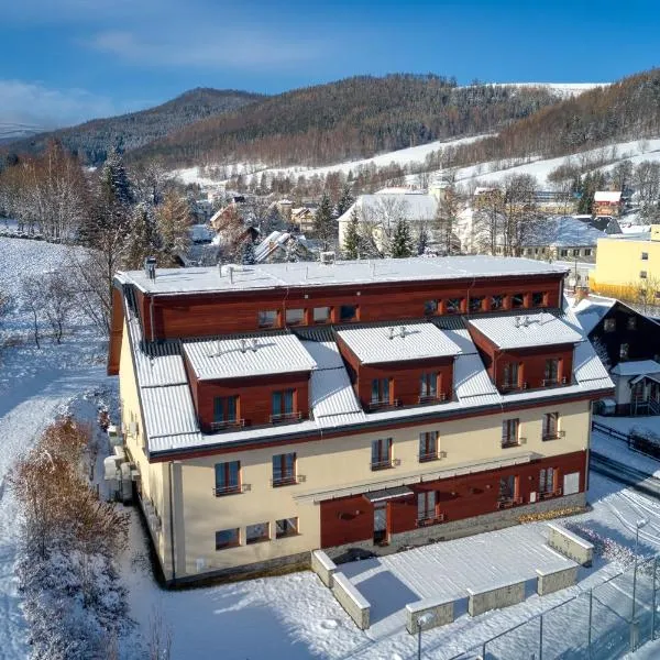 Hotel Toč, hotell i Filipovice