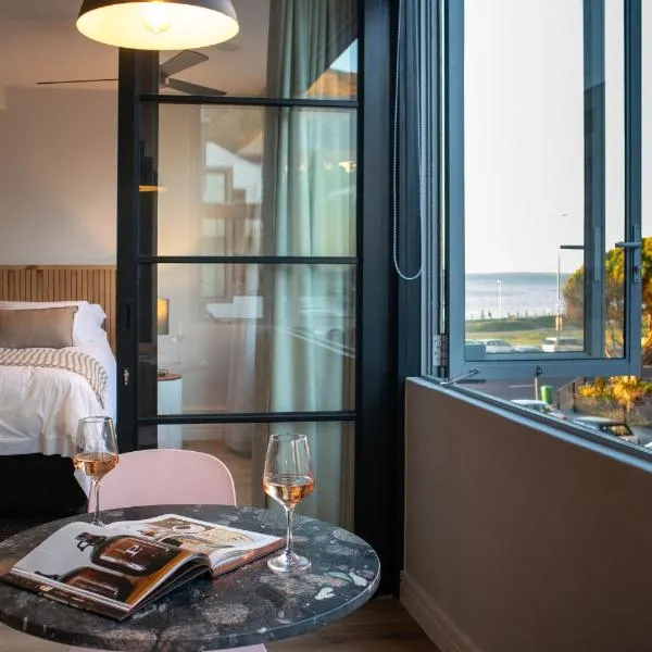 Urban Luxury Apartment in Sea Point, hotel in Cape Town