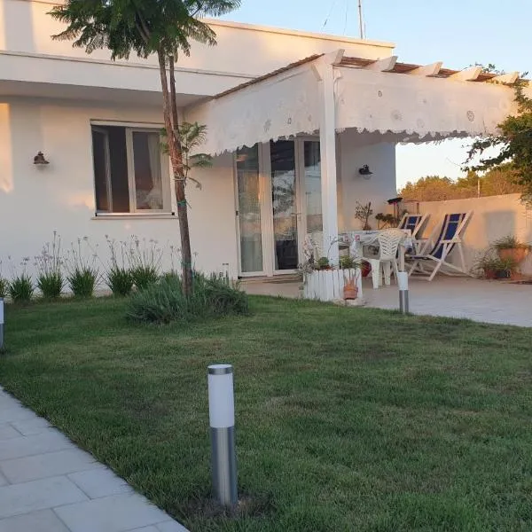La Rustica Apartments, hotel en Torre Squillace