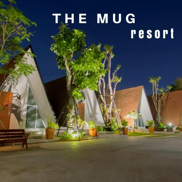 The MuG Resort, hotel u gradu Čon Buri