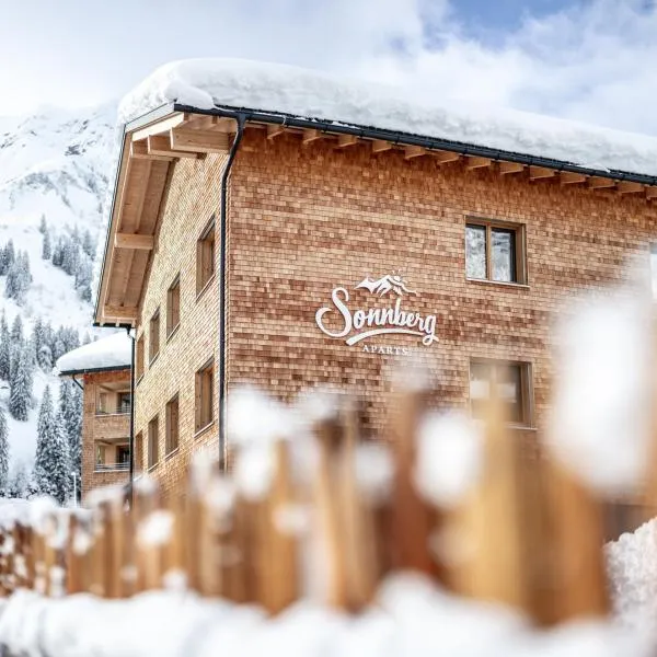 Sonnberg Aparts, hotel in Schröcken
