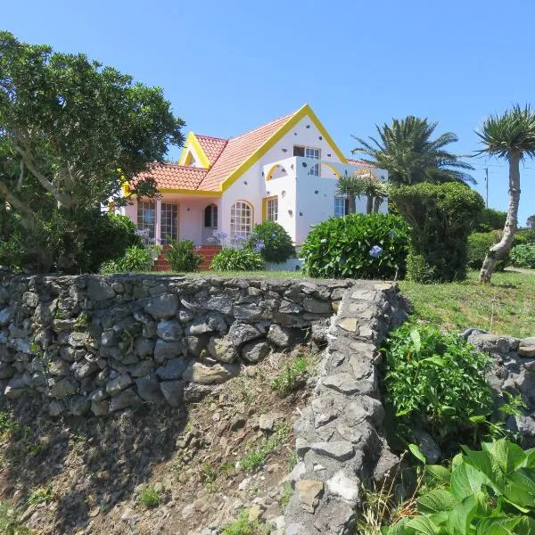 Villa Cedros, hotel v destinaci Santa Cruz das Flores
