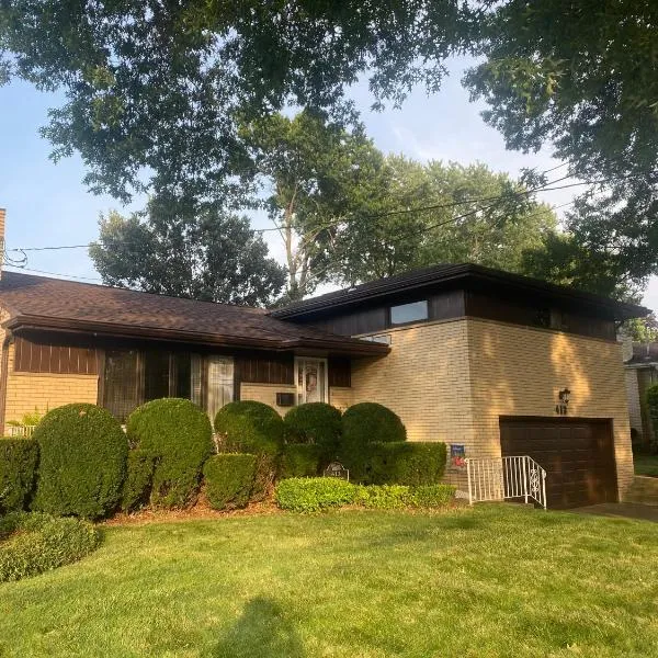 Grandma Sang's Bed & Breakfast, hotel v destinaci Lower Burrell
