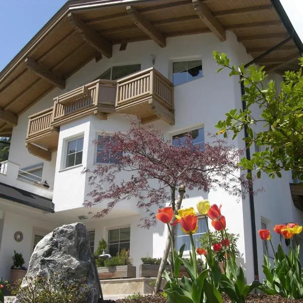 Apart Ahorn, hotel Finkenbergben