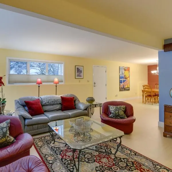 Anchorage Vacation Rental Near Coastal Trail!, hotel in Anchorage