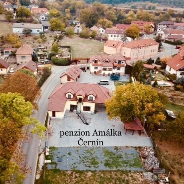 Penzion AMÁLKA Černín, hotell i Žebrák