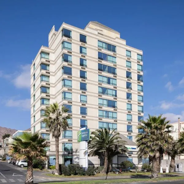 Holiday Inn Express - Antofagasta, an IHG Hotel, готель у місті Антофагаста