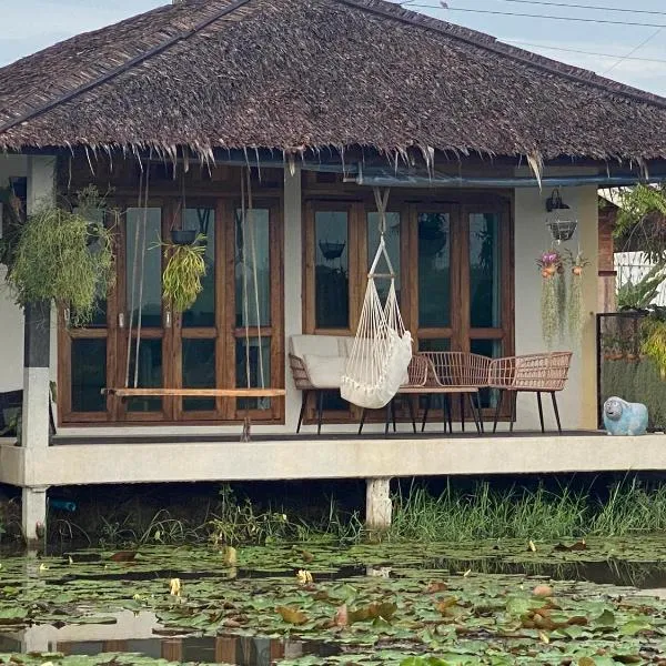 ปีกไม้วิลล่าบ้านMaya-มายา, hotel di Ban Suk I Dang