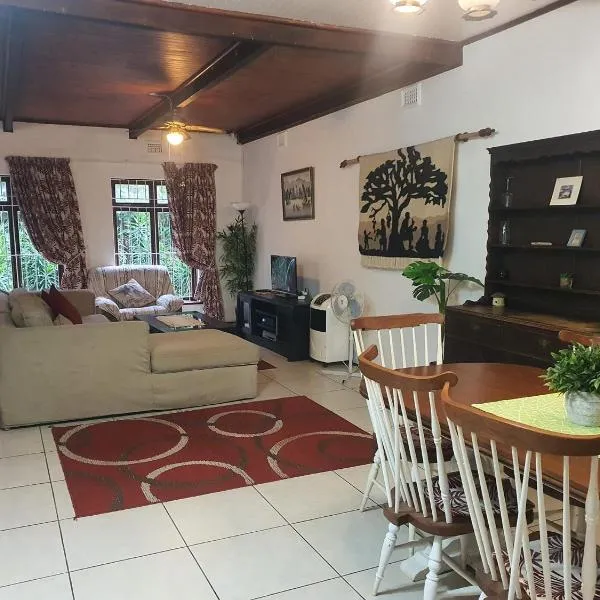 Fairhills Country Home Guest Apartment, khách sạn ở Margate