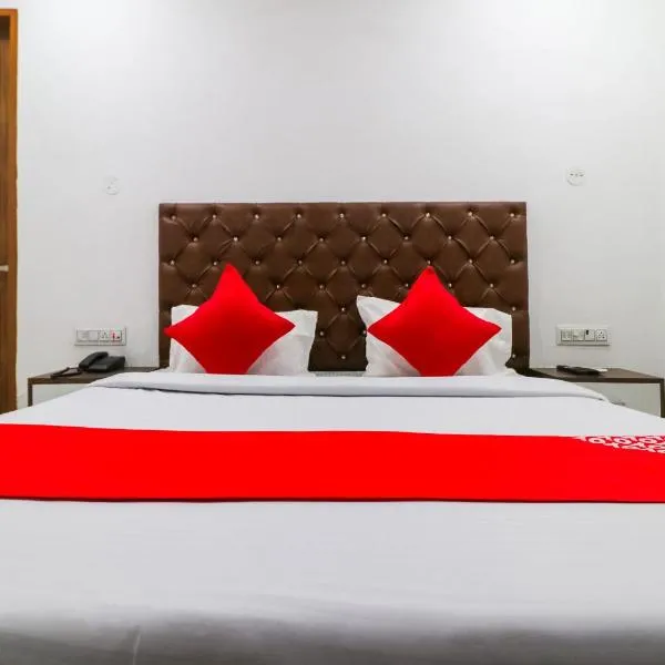 Hotel SkyCity, ξενοδοχείο σε Hisār