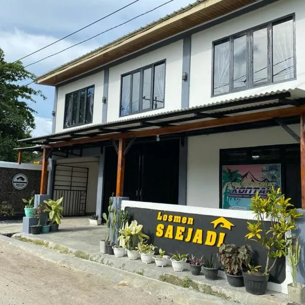 Krui Saejadi Surf and Stay, hotel di Krui